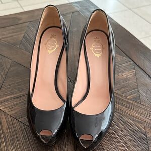 UNÜTZER Black Patent Peep Toe Heels Handmade in Venice Italy Size 40 US 9.5–10
